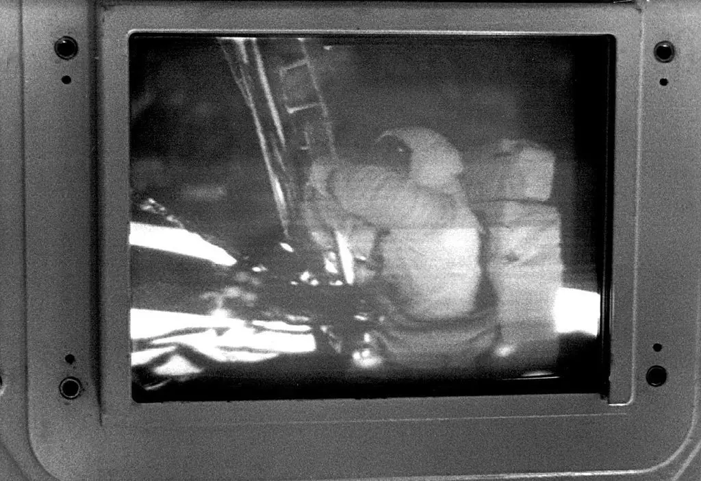 أشرطة فيديو رحلة أبولو 11